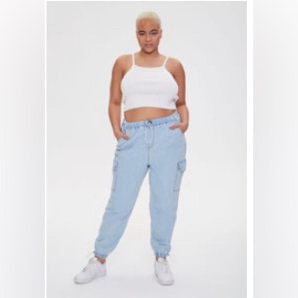 New with tags light blue denim cargo joggers